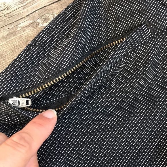 ANN TAYLOR LOFT Julie Skinny Ankle Pant - Picture 4 of 11